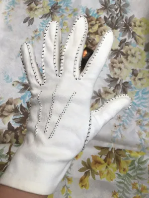 1950s Vintage White Cotton Gloves 🖤 Contrasting Black Stitching