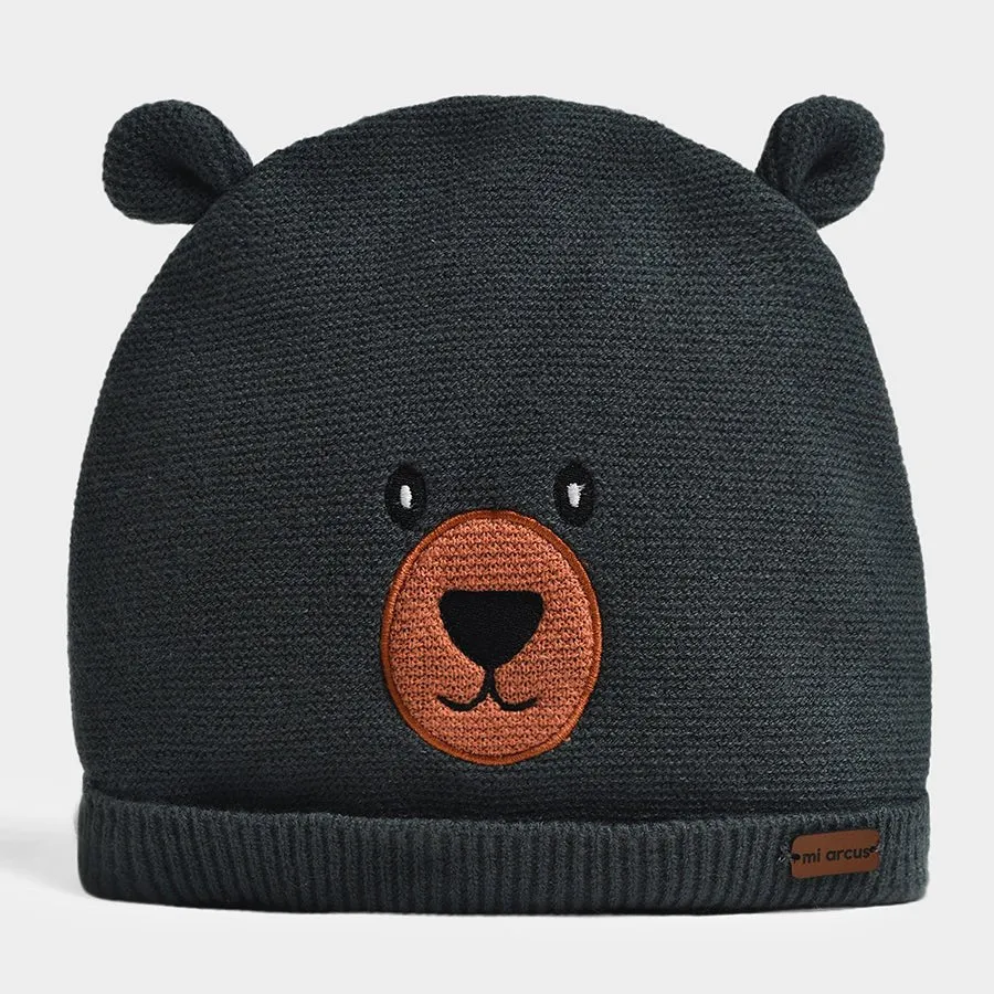 Neutral Love Bear Knitted Cap Set